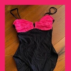 La Blanca One Piece Bathing Suit